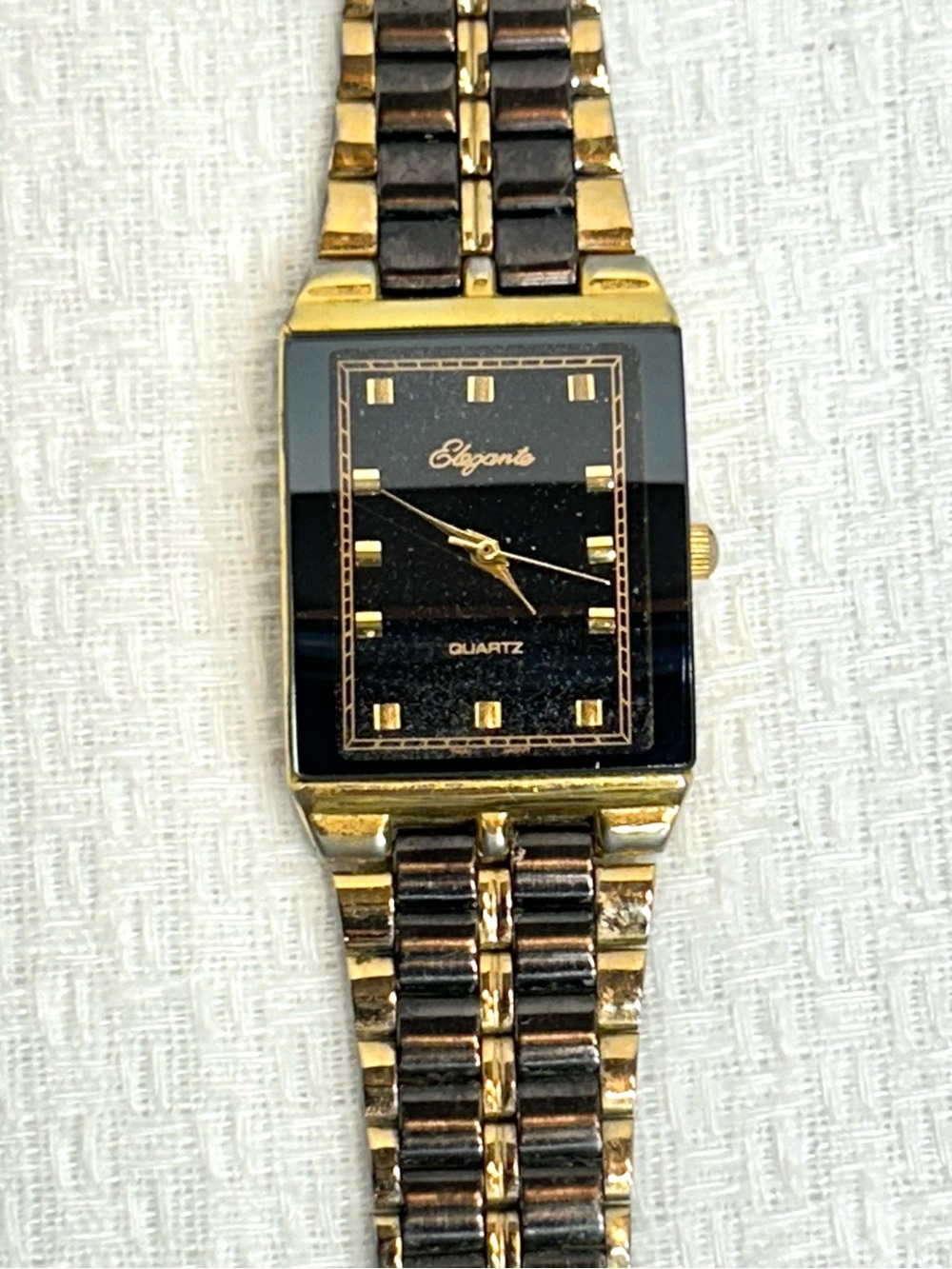Elegante Vintage Men’s Dress Watch Rectangular Tank Black Gold Stainless Steel